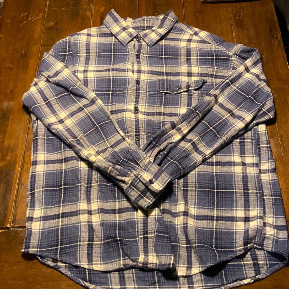 Super soft blue American Eagle flannel